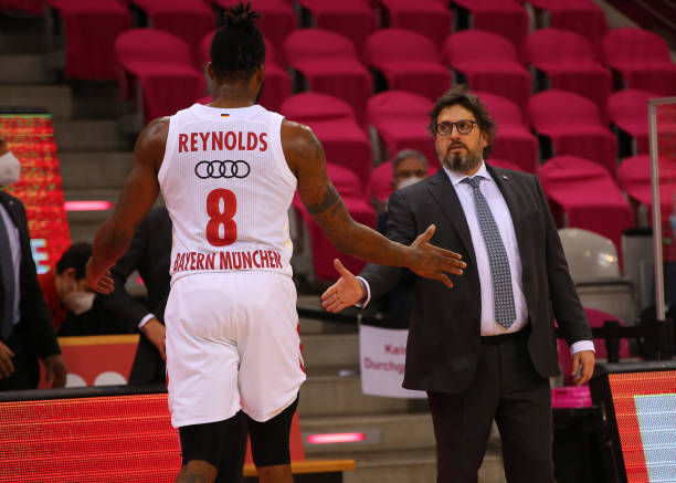 共同欢迎大 共同欢迎大