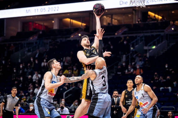 接红牌罚下 接红牌罚下